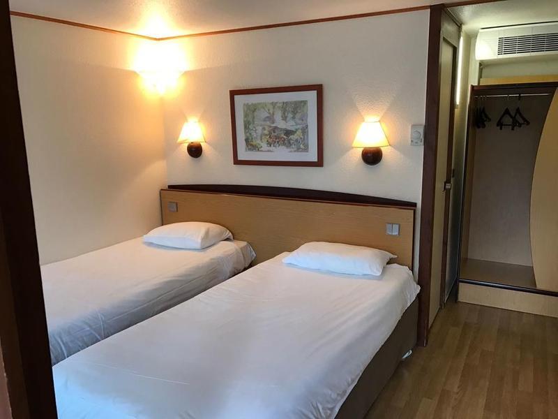 Campanile Hotel 3*